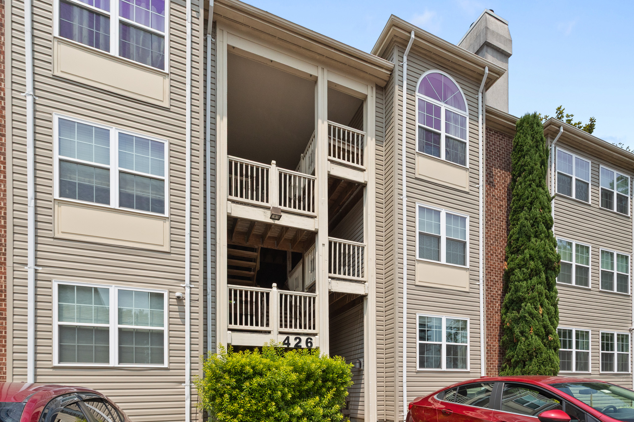 426 Delaware Ave Unit 124